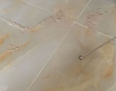 许昌瓷砖空鼓维修公司分享粘合剂选择不当在瓷砖铺贴过程中可能导致以下问题